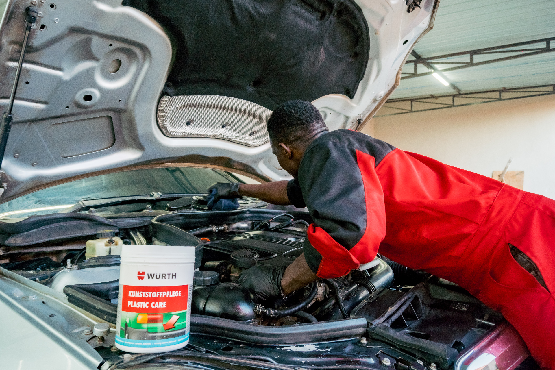 Engine bay plastic care with Würth — Donga premium detailing